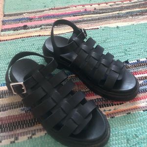 Urban Outfitter Ally Fisherman Sandal